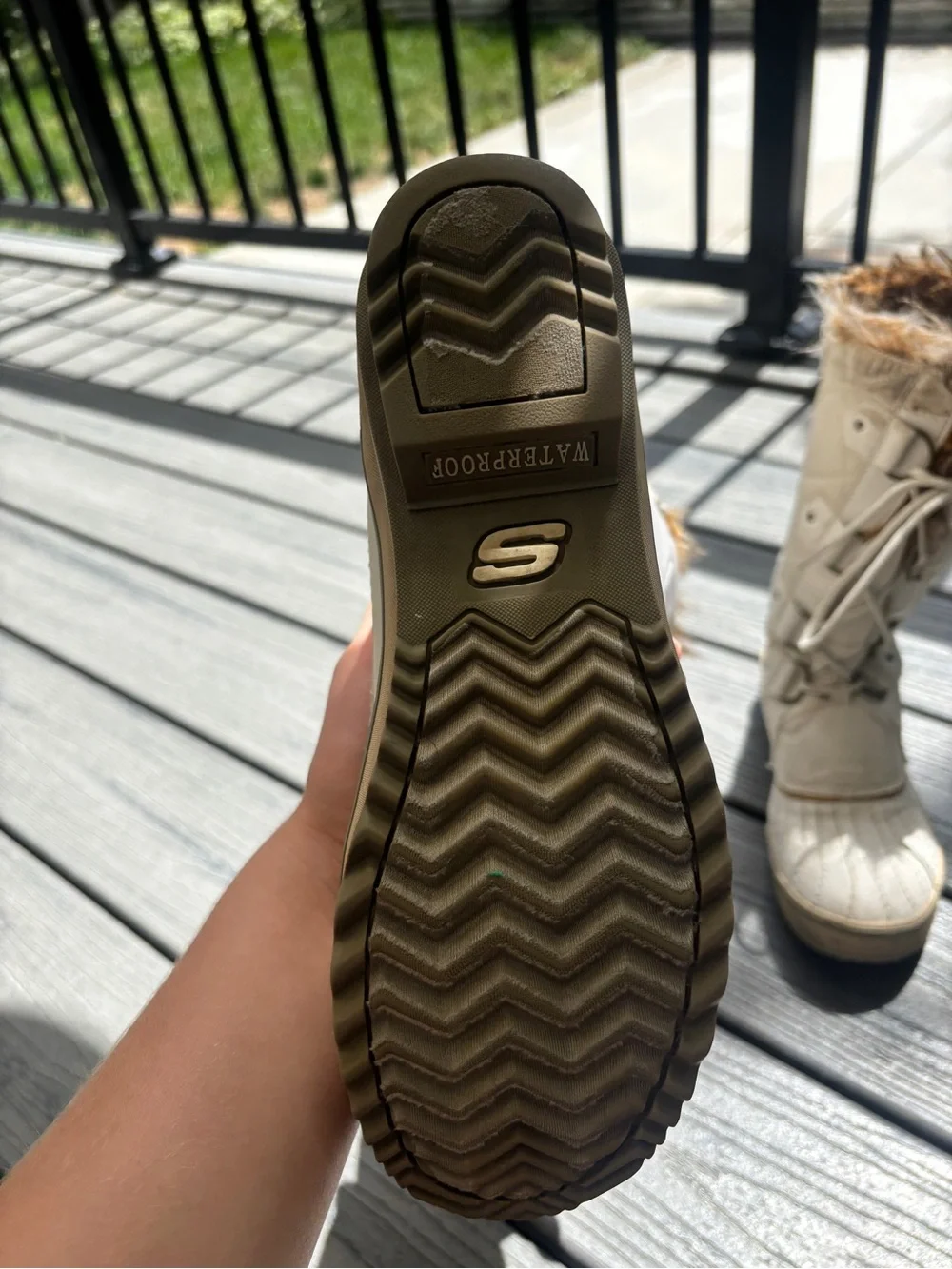 Cream Faux-Fur Lined Lace-Up Winter Boots